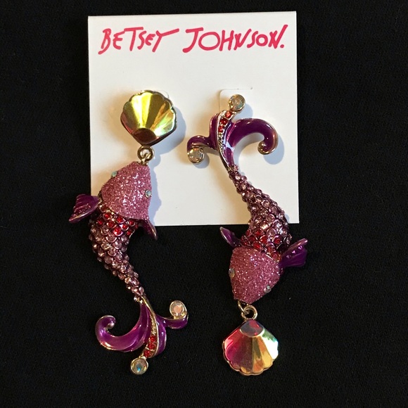 Betsey Johnson mismatch pink fish - Picture 3 of 11